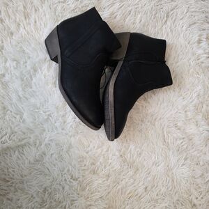 Maurices Black Low Block Heel Ankle Booties